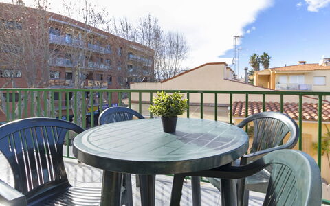 Domingo: Property, Real Estate, House, Building, Room, Furniture, Table, Home, Cottage, Tree