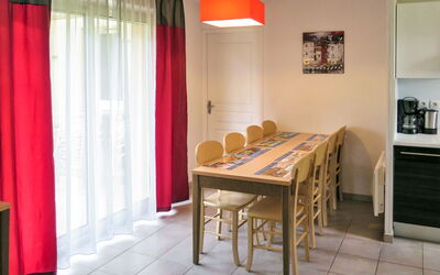 Accommodation:&nbsp;Les Bastides de Lascaux M.8X 651.3
