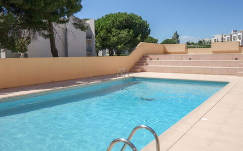 Port Camargue 330: Water, Daytime, Property, Sky, Swimming Pool, Building, Azure, Rectangle, Shade, Tree