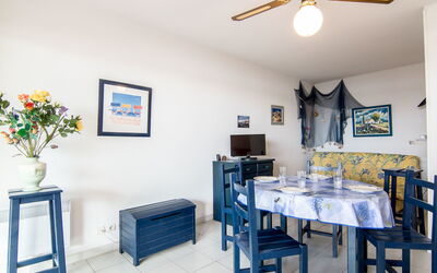 Accommodation:&nbsp;Les Rives du Lac 330.5