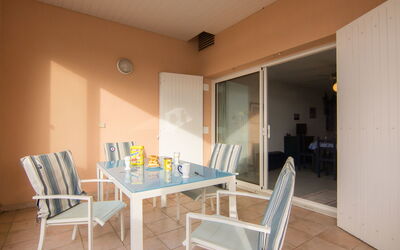 Accommodation:&nbsp;Les Rives du Lac 330.5