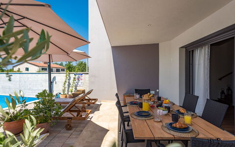 Villa Leonardo: Sky, Table, Furniture, Daytime, Property, Plant, Mountain, Azure, Chair, Nature