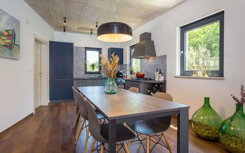 Villa Leonardo: Sky, Table, Furniture, Daytime, Property, Plant, Mountain, Azure, Chair, Nature