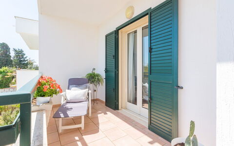 Appartamento Panorama Sul Mare: Property, House, Building, Real Estate, Room, Home, Apartment, Interior Design, Architecture, Residential Area