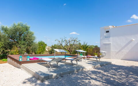 Lamia Di Nonna Mena: Property, Sky, House, Architecture, Real Estate, Home, Building, Furniture, Design, Vacation