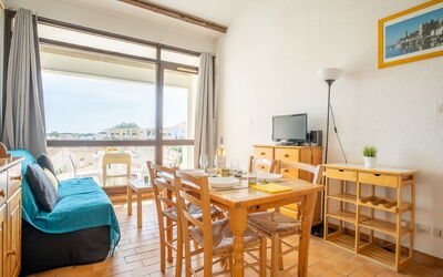 Accommodation:&nbsp;Les Saladelles 205.5