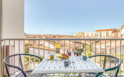 Accommodation:&nbsp;Les Saladelles 205.10