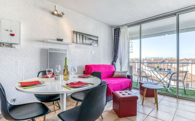 Accommodation:&nbsp;Les Saladelles 205.10