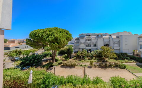 Accommodation:&nbsp;Les Floralies Ii 340.14