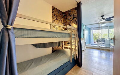 Accommodation:&nbsp;Les Floralies Ii 340.17