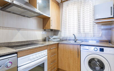 Accommodation:&nbsp;Costa Azahar 620.6