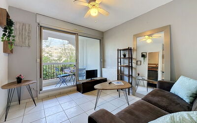 Accommodation:&nbsp;Les Grenadines 130.9