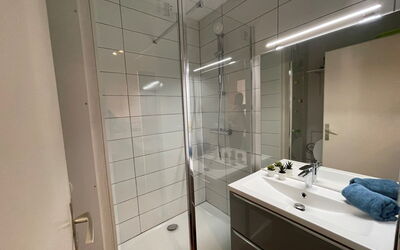 Accommodation:&nbsp;Du Soleil 200.4