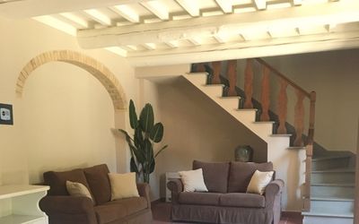 Fienile: Ceiling, Room, Property, Living Room, Stairs, Interior Design, Building, Furniture, Architecture, Floor