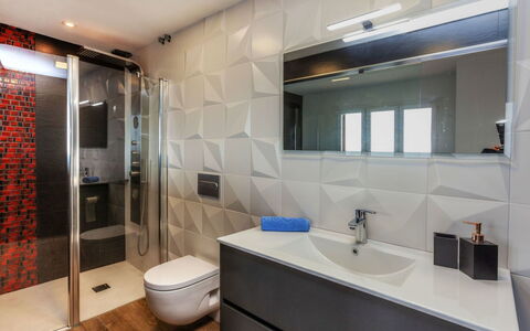 Berganti: Bathroom, Room, Property, Interior Design, Tile, Sink, Floor, Building, Wall, Architecture