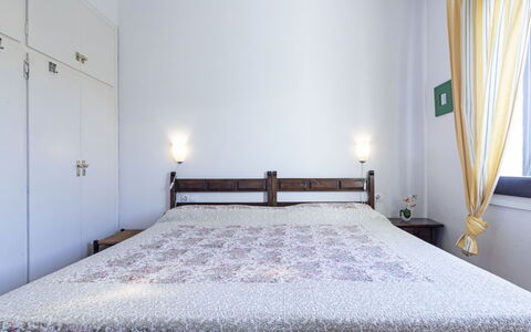 Marisol: Bedroom, Bed, Bed Sheet, Mattress, Furniture, Room, Property, Bedding, Bed Frame, Floor