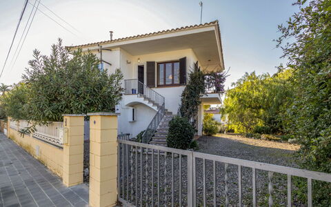 Marisol: Property, House, Residential Area, Real Estate, Building, Home, Architecture, Neighbourhood, Tree, Facade