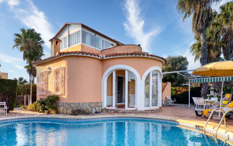 Golf Y Playa: Property, House, Home, Building, Real Estate, Swimming Pool, Estate, Villa, Residential Area, Resort