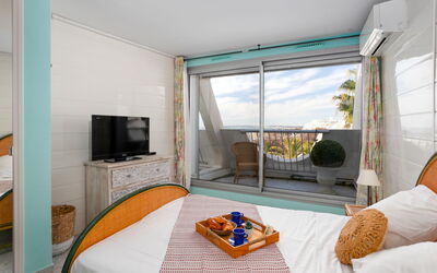 Accommodation:&nbsp;La Calypso 650.5