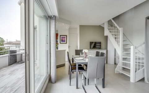 La Closerie des Tremieres: Property, Building, Room, Ceiling, House, Interior Design, Furniture, Floor, Real Estate, Architecture