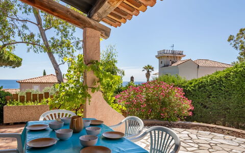 Le Romarin: Plant, Sky, Table, Property, Furniture, Building, Chair, Outdoor Furniture, Tableware, Architecture