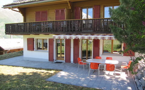 Heimine: Property, House, Building, Home, Real Estate, Architecture, Facade, Villa, Estate, Cottage