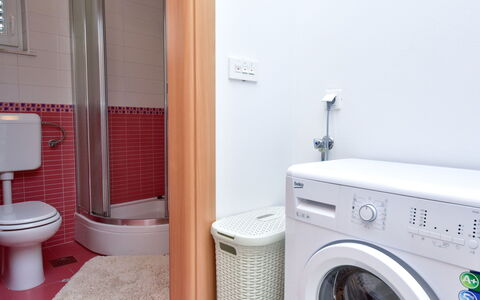 Ivica & Marica: Laundry Room, Clothes Dryer, Washing Machine, Property, Laundry, Toilet Seat, Toilet, Bathroom, Plumbing Fixture, Purple