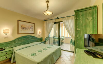 Accommodation:&nbsp;Cala Viola 678.1