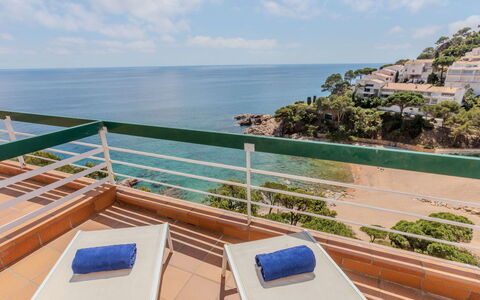 Punta Aromir: Residential Area, Apartment, Estate, Resort, Mansion, Balcony, Villa, Swimming Pool