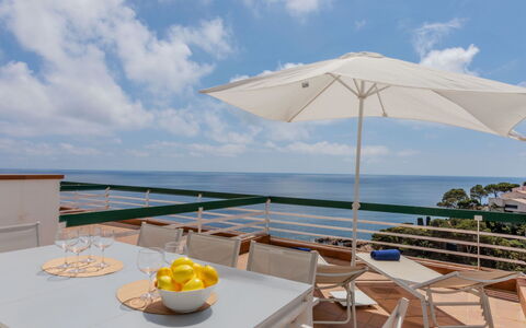 Punta Aromir: Residential Area, Apartment, Estate, Resort, Mansion, Balcony, Villa, Swimming Pool