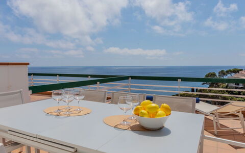 Punta Aromir: Residential Area, Apartment, Estate, Resort, Mansion, Balcony, Villa, Swimming Pool