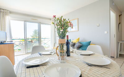 Accommodation:&nbsp;Golf de la Nivelle 326.4