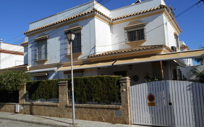 Façade of the house.