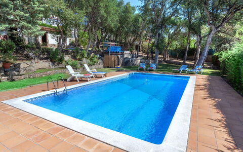 La Plaza: Swimming Pool, Property, Real Estate, Leisure, Building, House, Grass, Home, Backyard, Estate