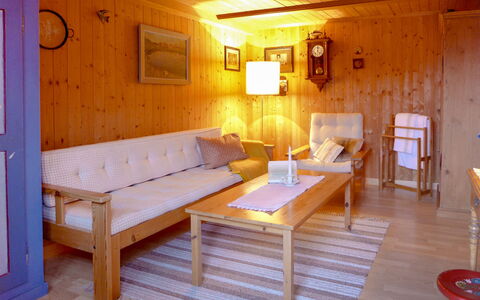 Chalet Esther: Room, Furniture, Property, Interior Design, Building, Table, House, Floor, Bed, Sauna