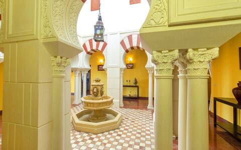 Azahara: Yellow, Property, Room, Interior Design, Material Property, Floor, Architecture, Furniture, Molding, House