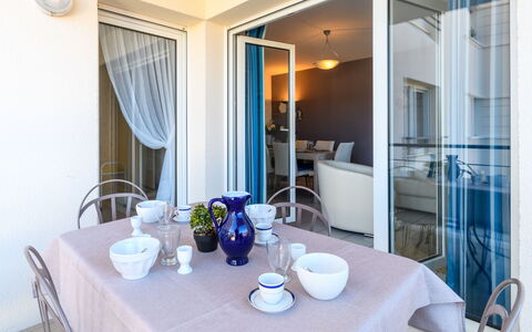 Villa D'Automne: Table, Furniture, Property, Building, Chair, Azure, Blue, Interior Design, Textile, Lighting