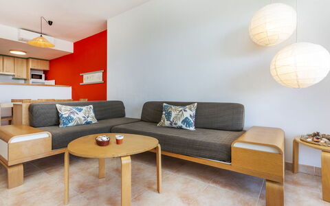 Accommodation:&nbsp;Port Pals B Ii 1646.2
