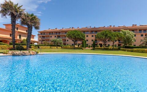 Pals 1646: Swimming Pool, Hotel, Resort, Hacienda