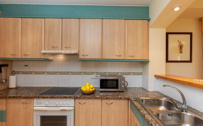 Accommodation:&nbsp;Port Pals Beach 1646.10