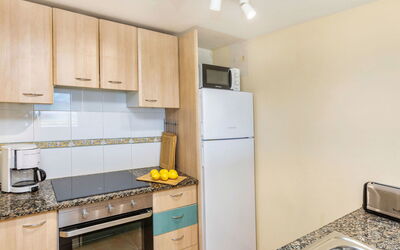 Accommodation:&nbsp;Port Pals Sunrise & Sunset 1646.7