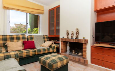 Accommodation:&nbsp;Port Pals Beach 1646.10