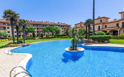 Accommodation:&nbsp;Port Pals Family Terrace & Garden 1646.9