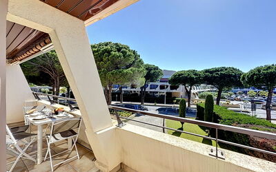 Accommodation:&nbsp;Le Méridien 208.2