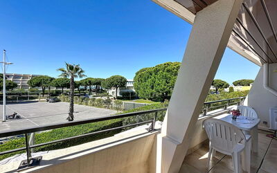 Accommodation:&nbsp;Le Méridien 208.2