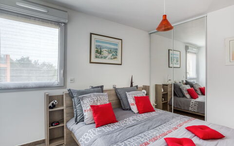 Bormes-Les-Mimosas 107: Bedroom, Room, Furniture, Property, Bed, Red, Bed Sheet, Interior Design, Bedding, Building