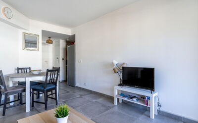 Accommodation:&nbsp;Le Jardin du Loderi 107.2