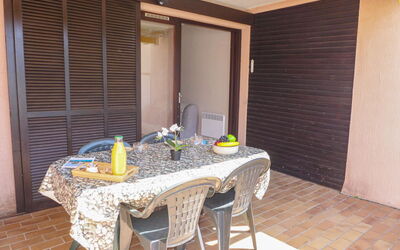 Accommodation:&nbsp;Les Caroubiers 104.2