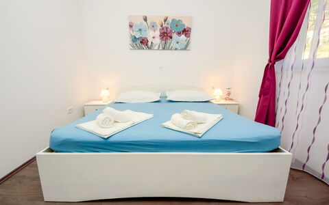Lara: Property, Furniture, Decoration, Comfort, Textile, Purple, Interior Design, Floor, Flooring, Wood