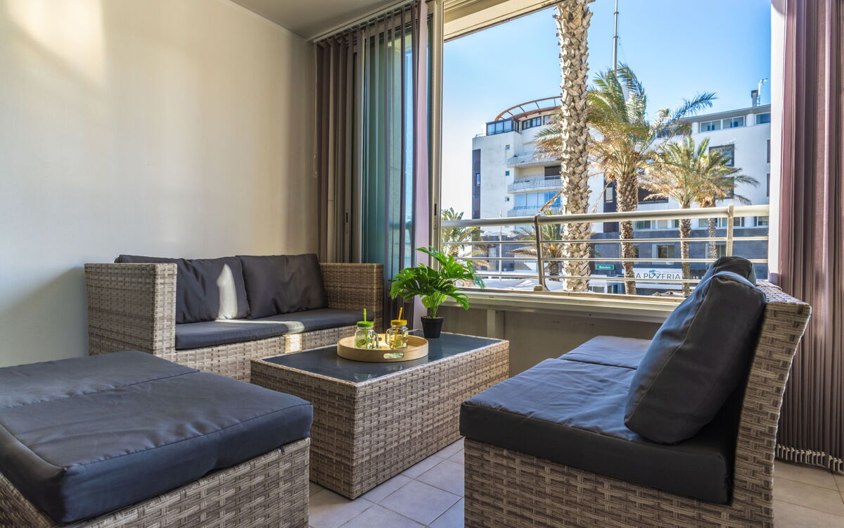Accommodation:&nbsp;Le Sunset Cap Sud 905.26